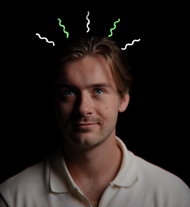 A visitor in the expedition is in the dark with illustrated thought lines above their head.